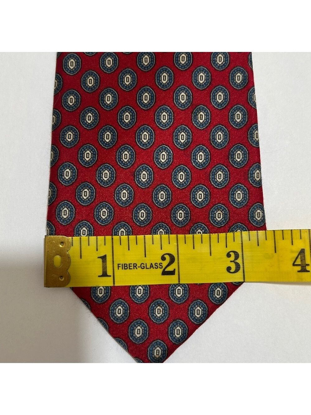 Johnny Carson vintage Elegant Paisley and Geometric Patterned Ties. Set of 2. - Picture 3 of 10